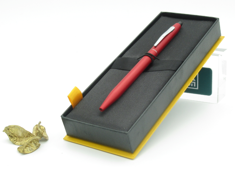 עט יוקרתית מבית המותג קרוס